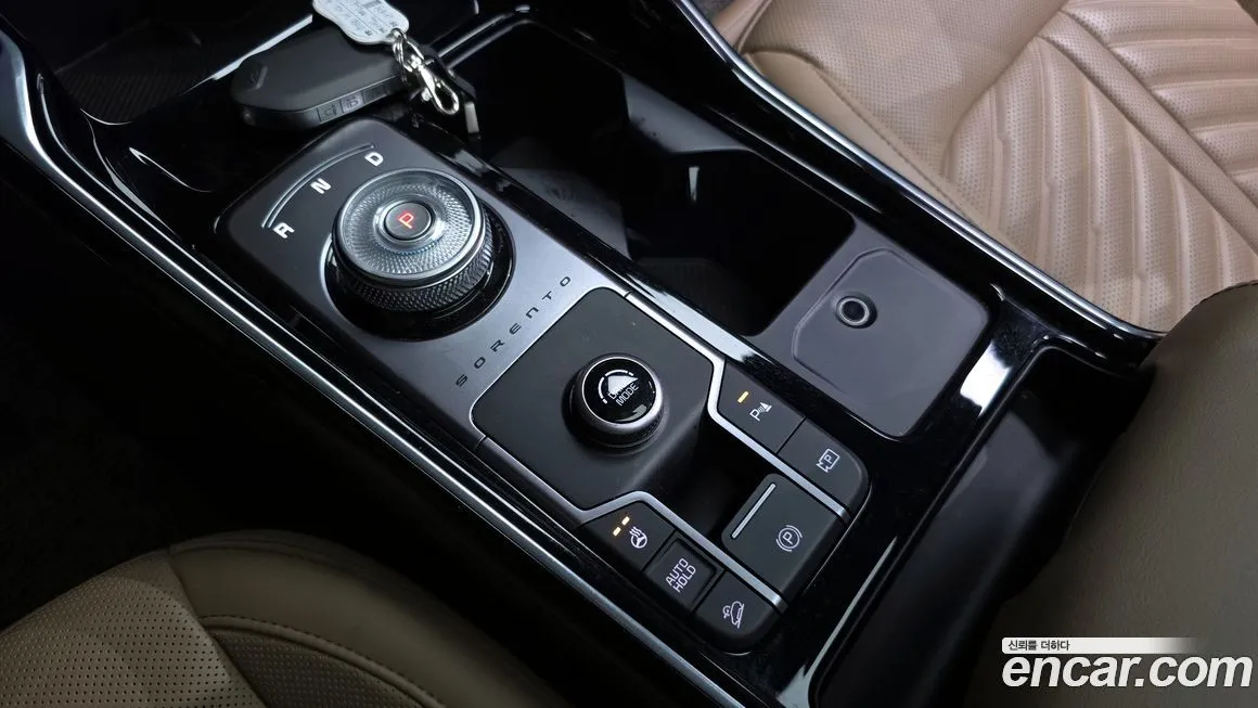 Kia Sorento — фото 9