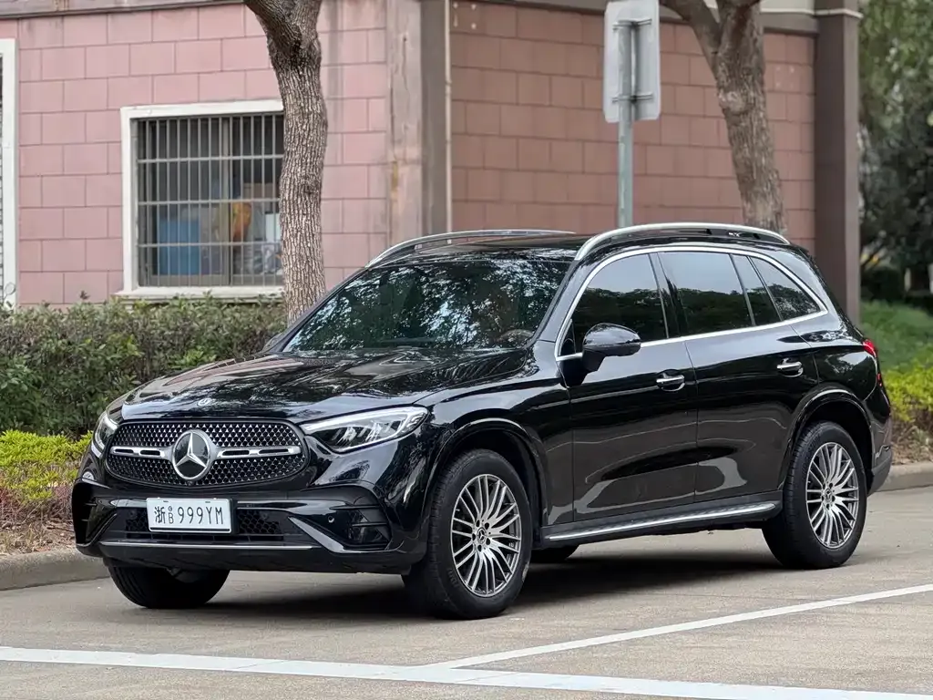 Mercedes-Benz GLC — фото 1