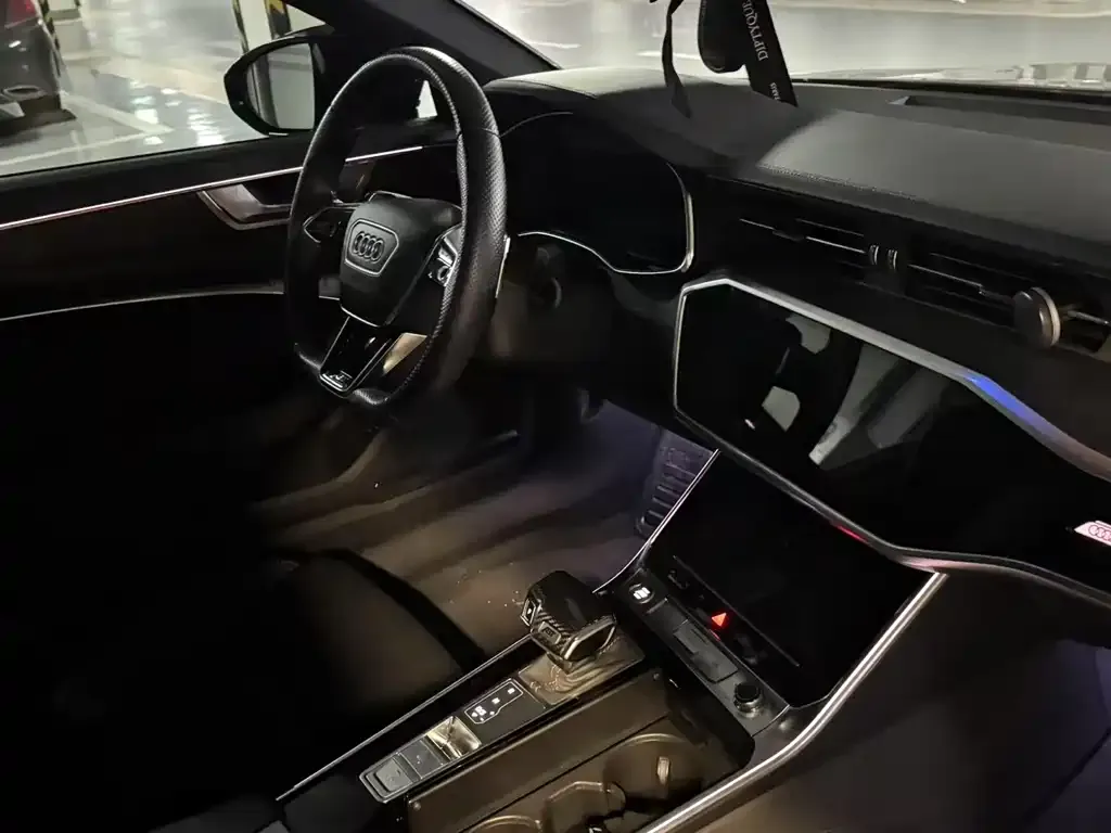 Audi RS 6 2021 из CN, фото 8
