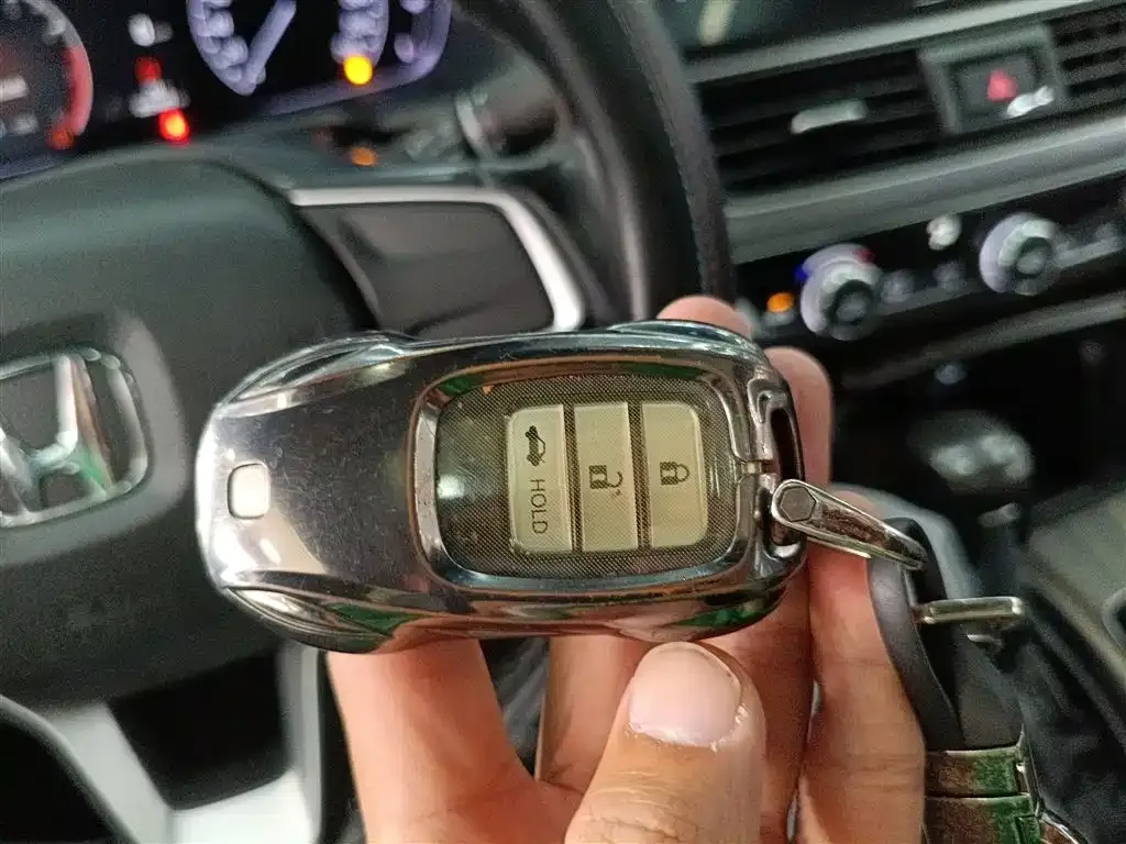 Honda Accord 2022 из CN, фото 9