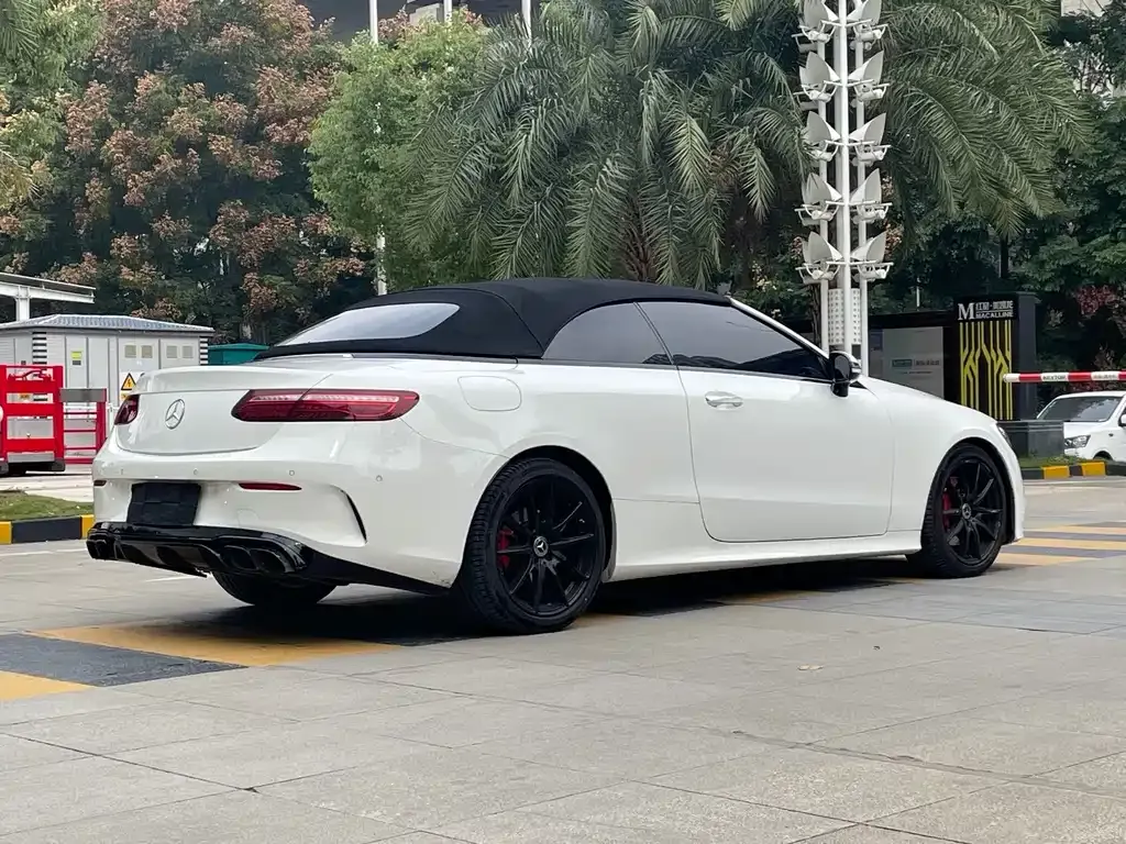 Mercedes-Benz E-Class (Import) 2023 из CN, фото 4