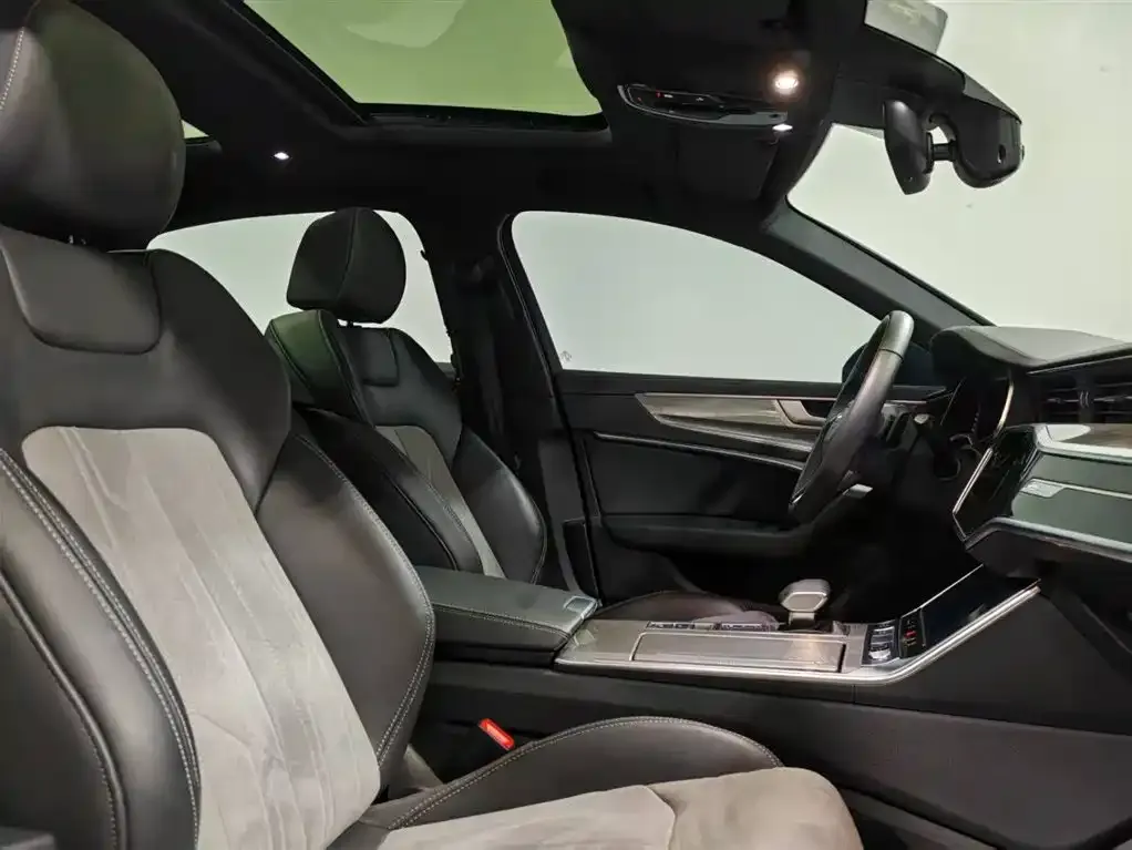 Audi A6L 2024 из CN, фото 8