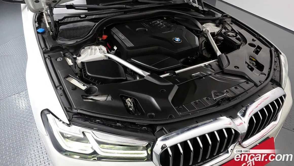 BMW 5-Series 2023 из KR, фото 6