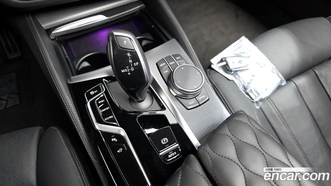 BMW 5-Series 2023 из KR, фото 9