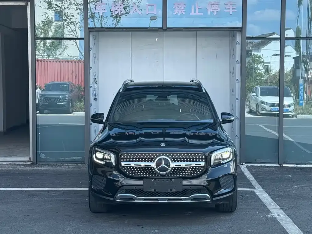 Mercedes-Benz GLB 2022 из CN, фото 2