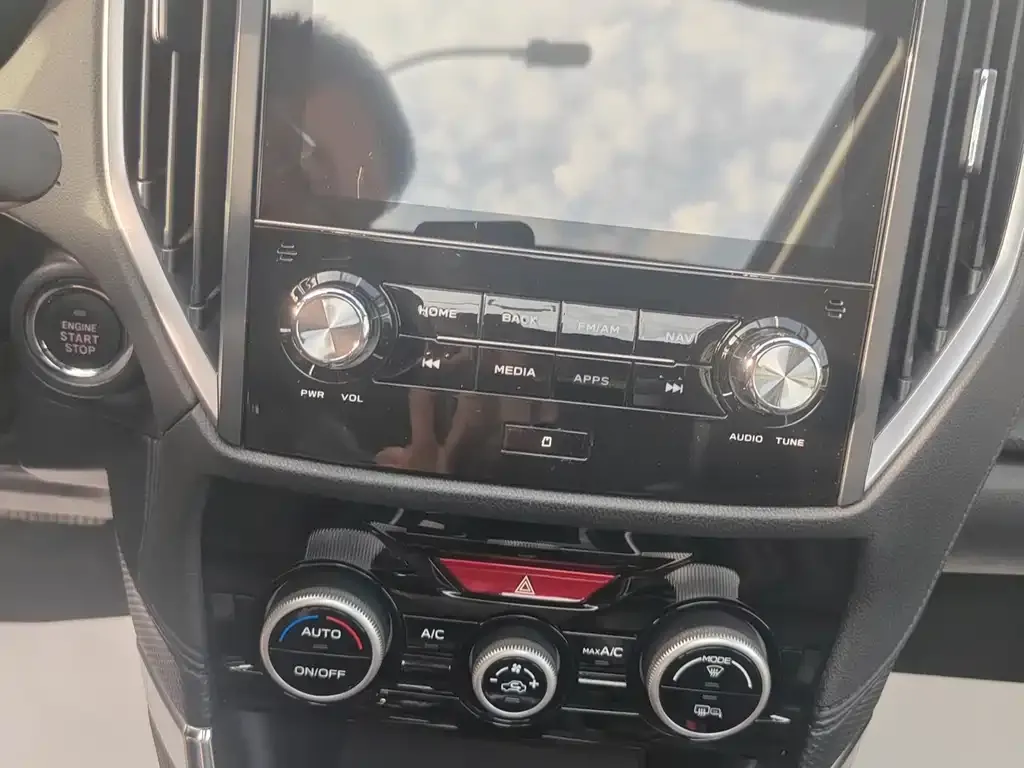 Subaru Forester 2023 из CN, фото 9
