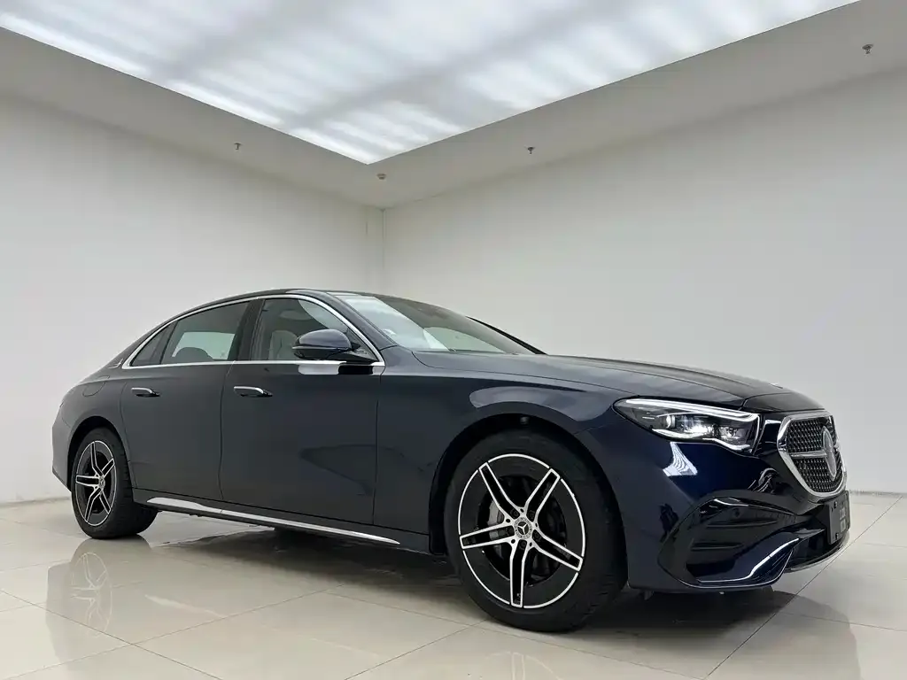 Mercedes-Benz E-Class 2025 из CN, фото 2