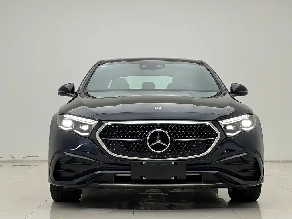 Mercedes-Benz E-Class 2025 из CN, фото 3