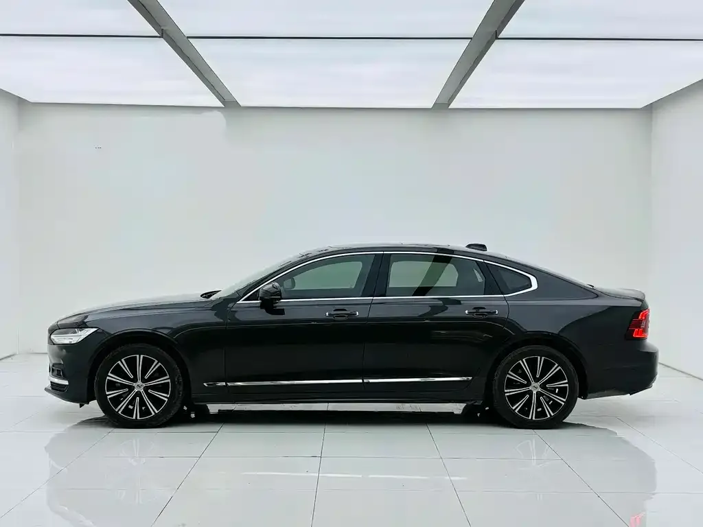 Volvo S90 2021 из CN, фото 4