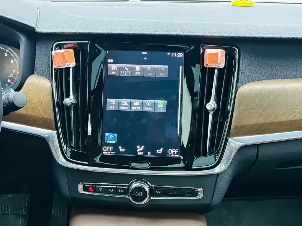 Volvo S90 2021 из CN, фото 9
