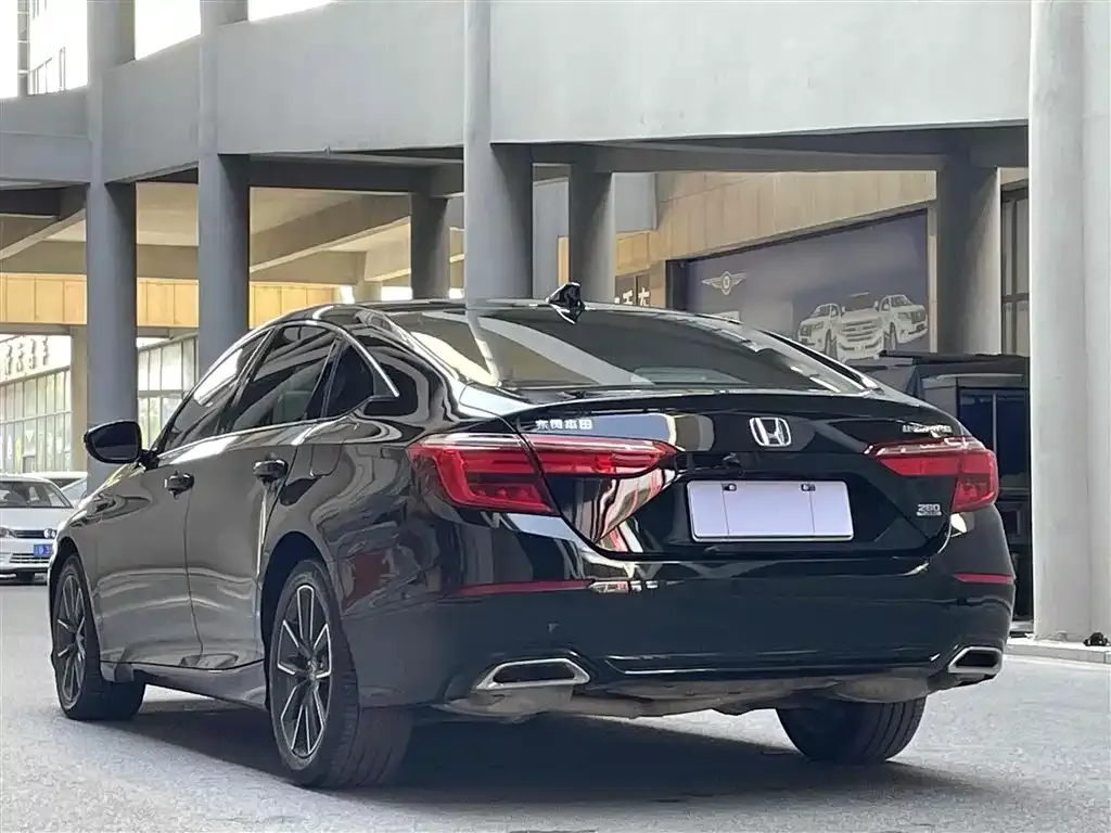Honda Inspire 2022 из CN, фото 9
