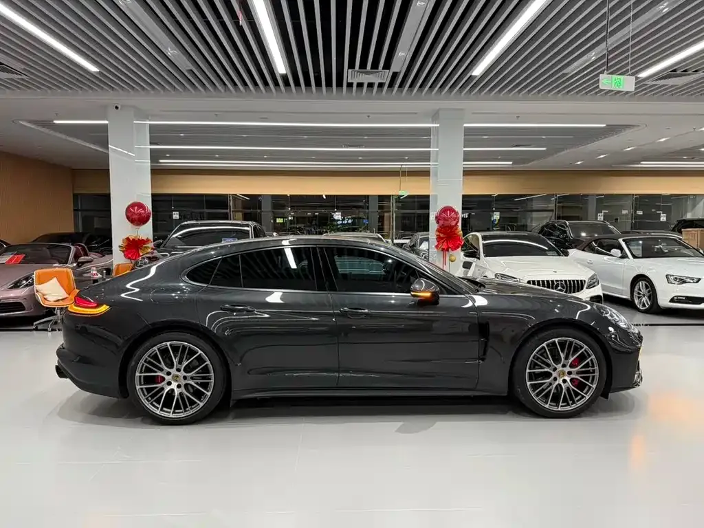 Porsche Panamera 2022 из CN, фото 7