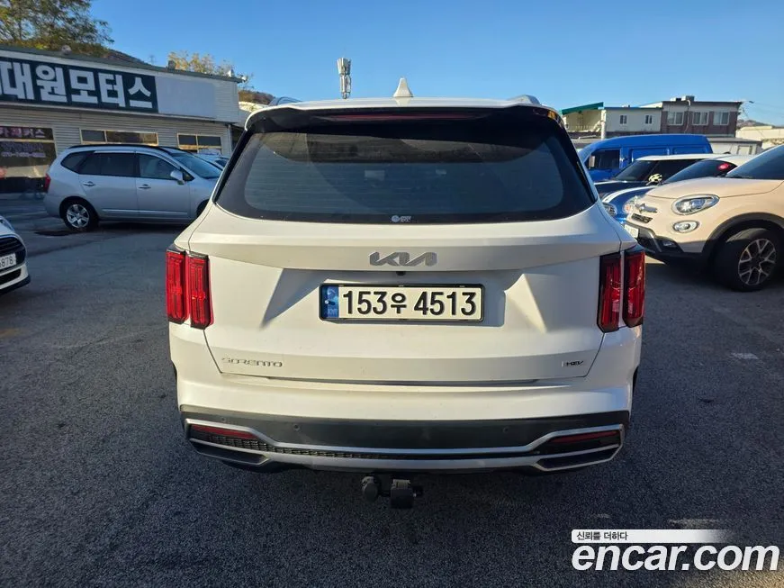 Kia Sorento — фото 4