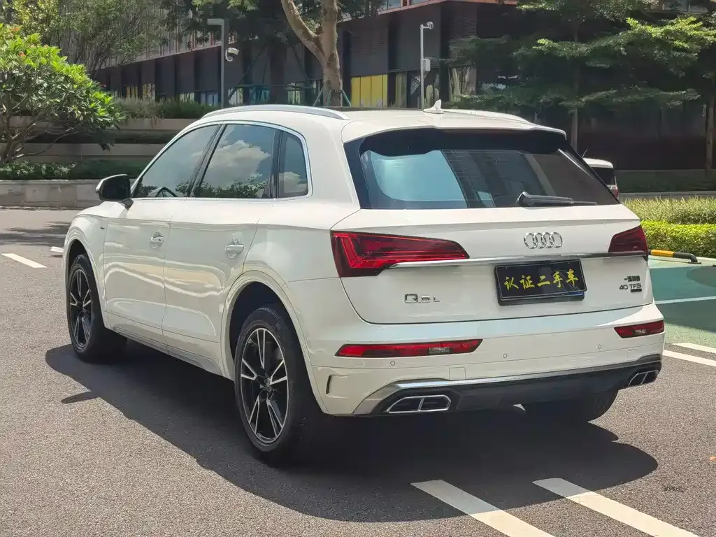 Audi Q5L 2022 из CN, фото 8