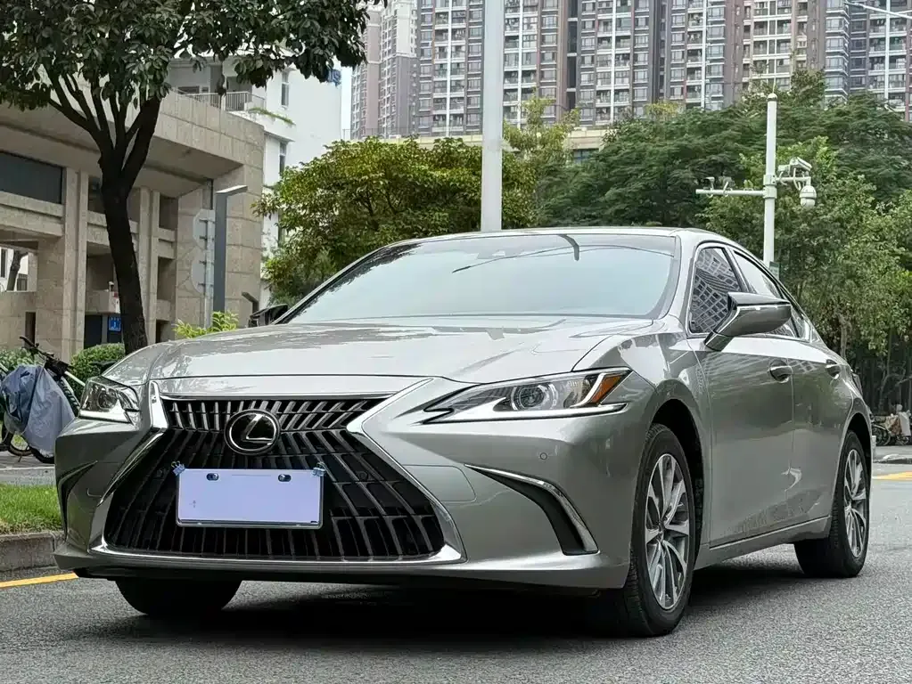 Lexus ES 2024 из CN, фото 1