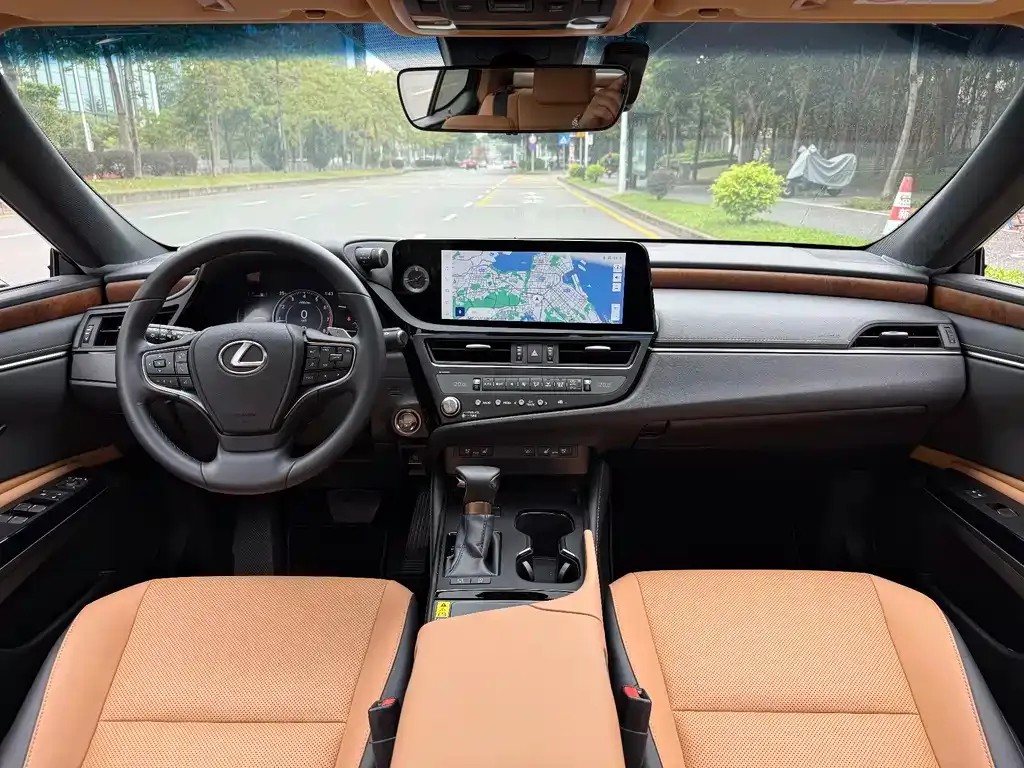 Lexus ES 2024 из CN, фото 7