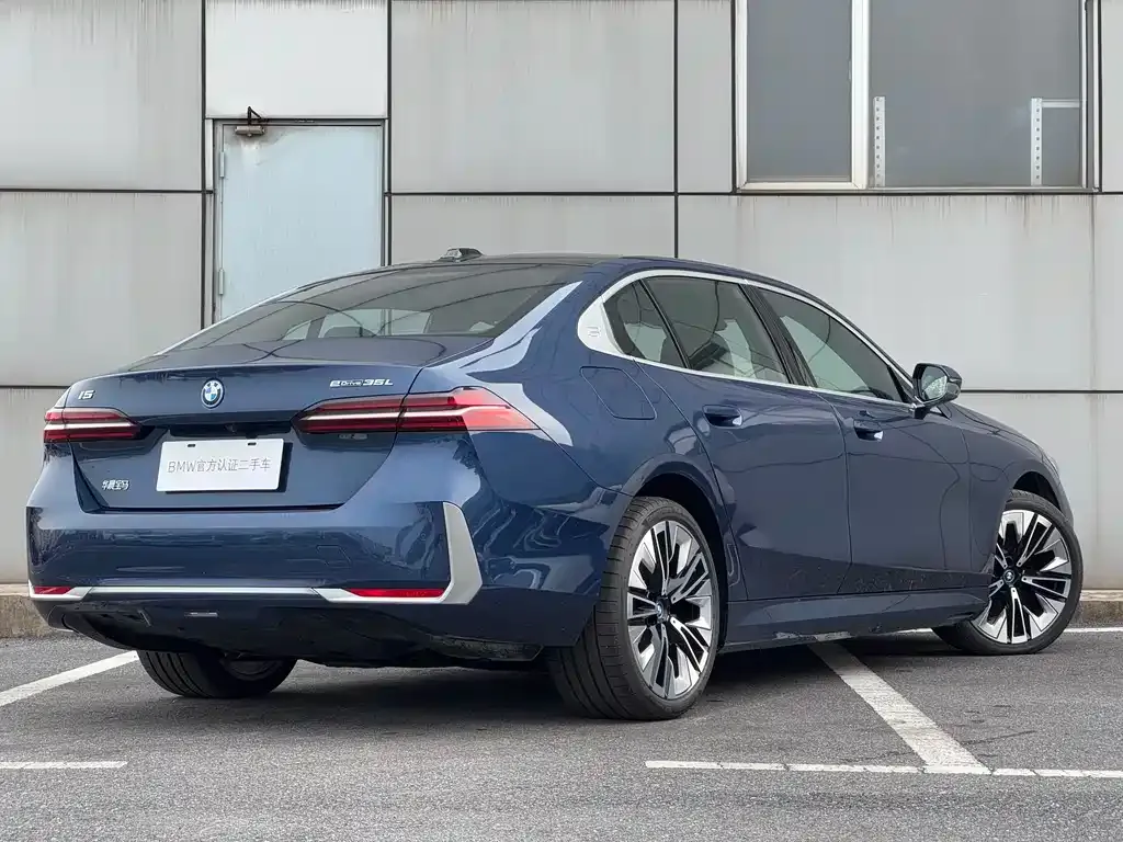 BMW i5 2024 из CN, фото 5
