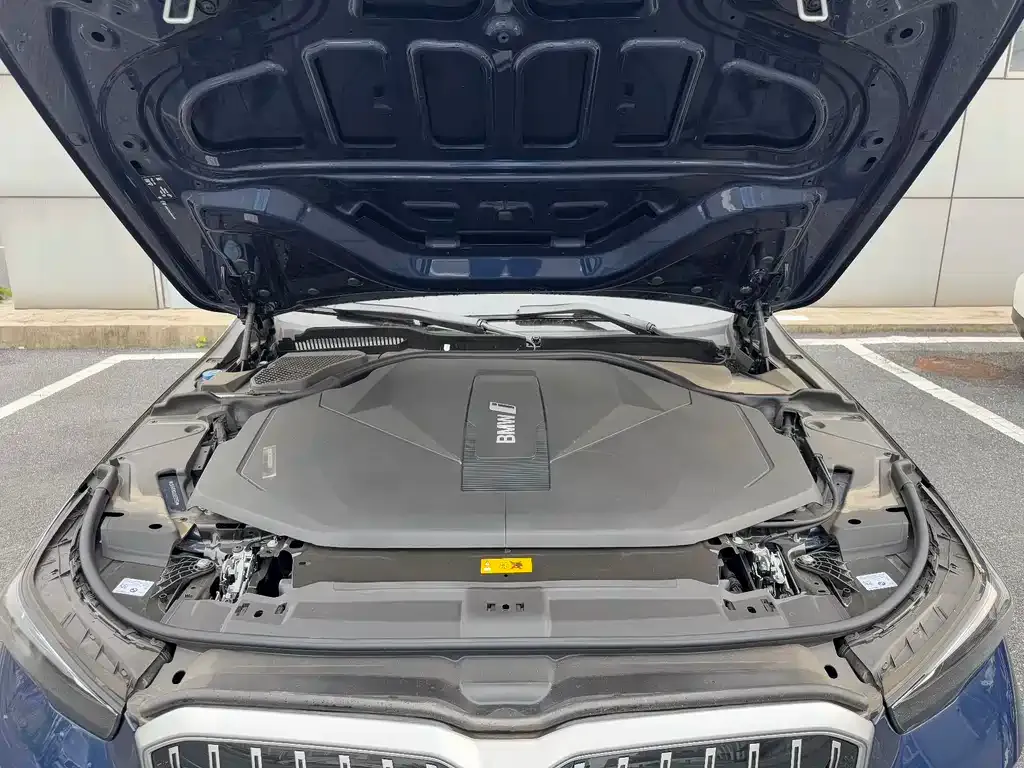 BMW i5 2024 из CN, фото 6