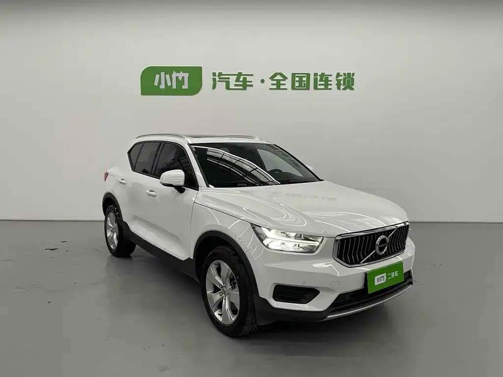 Volvo XC40 2022 из CN, фото 3
