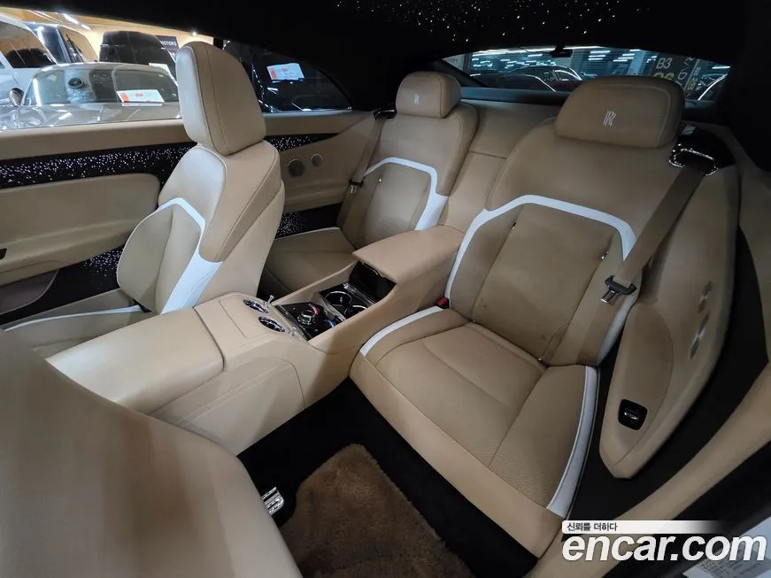 Rolls-Royce Spectre 2024 из KR, фото 10