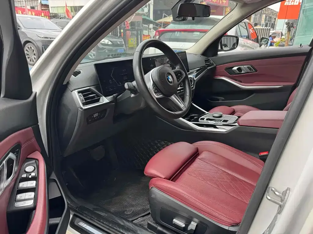 BMW 3 Series 2023 из CN, фото 5