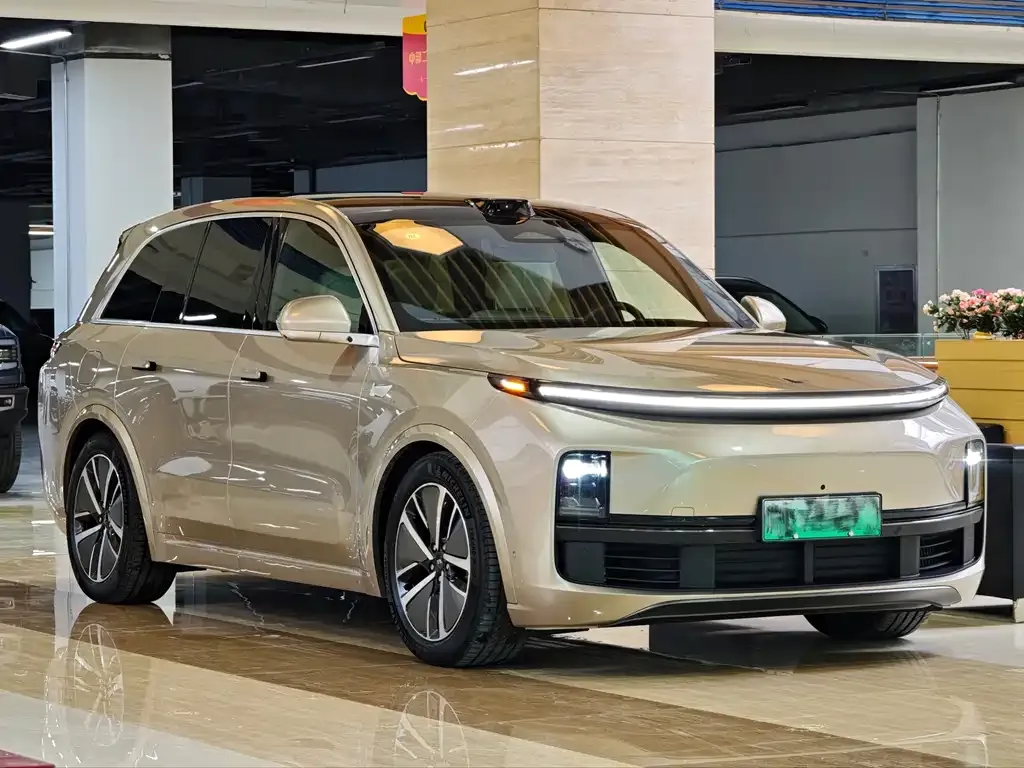 Li Auto L8 2024 из CN, фото 3