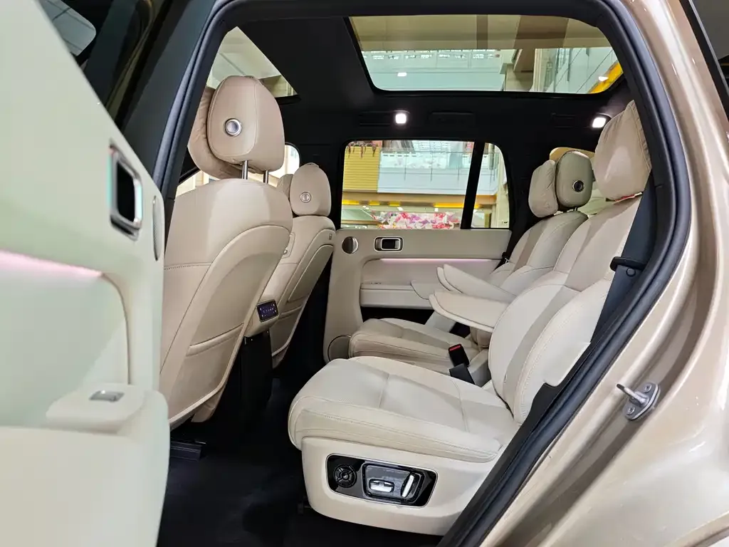 Li Auto L8 2024 из CN, фото 6