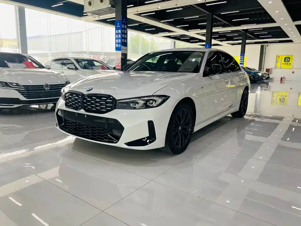 BMW 3 Series 2023 из CN, фото 1
