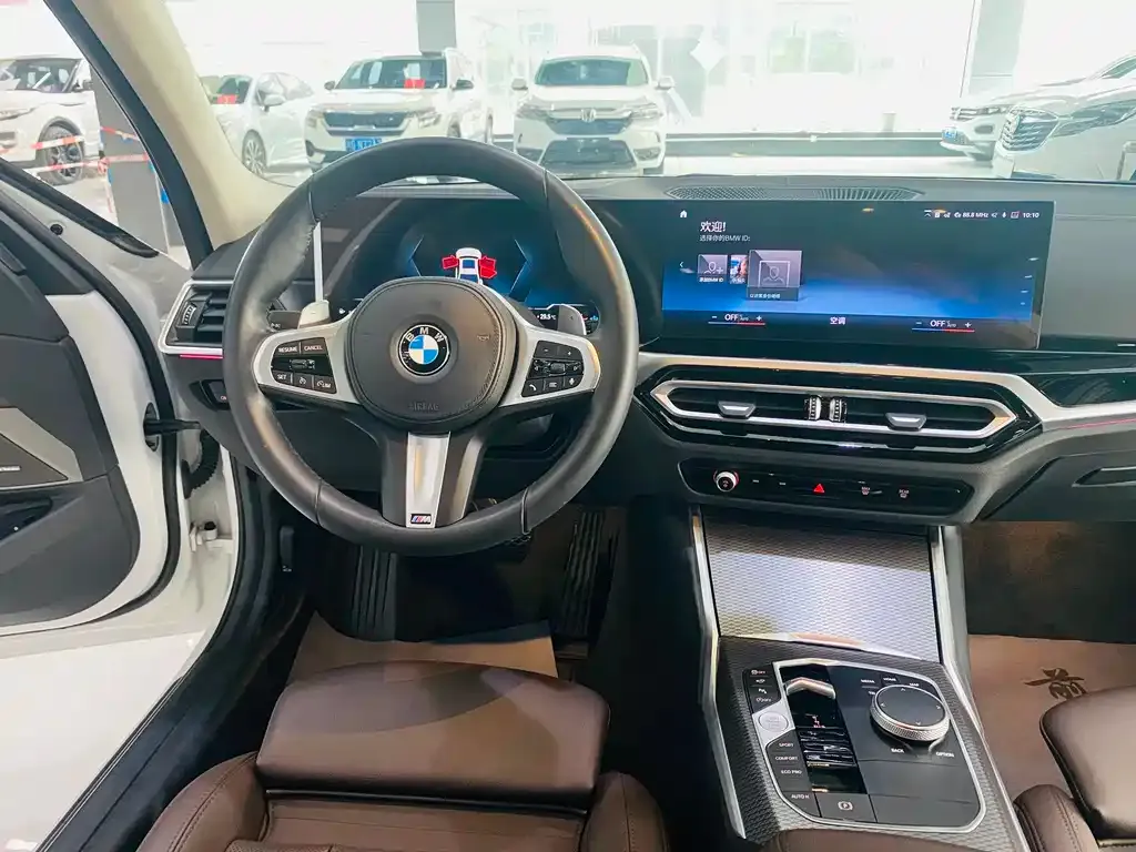 BMW 3 Series 2023 из CN, фото 6