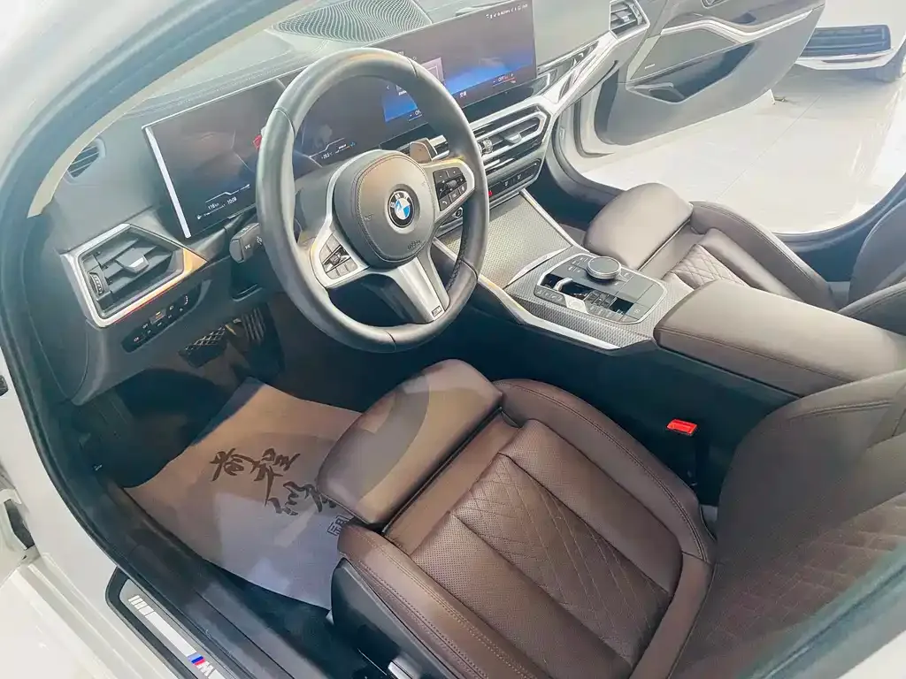 BMW 3 Series 2023 из CN, фото 7
