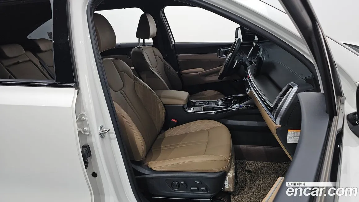 Kia Sorento — фото 10