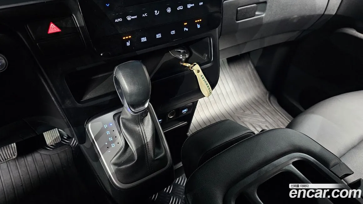 Hyundai Staria 2025 из KR, фото 9