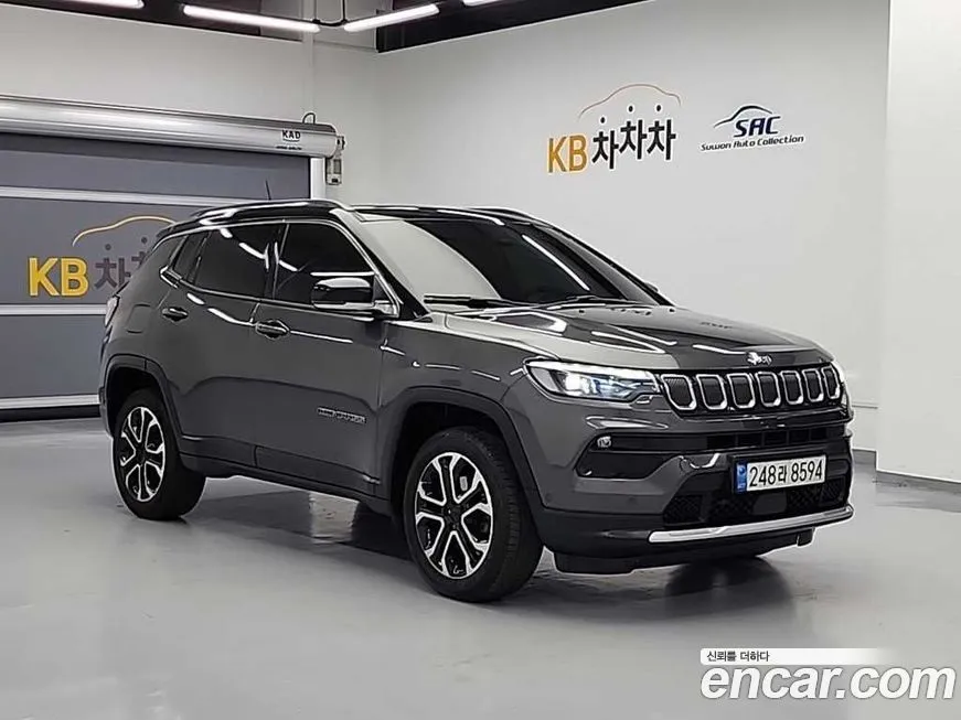Jeep Compass — фото 4