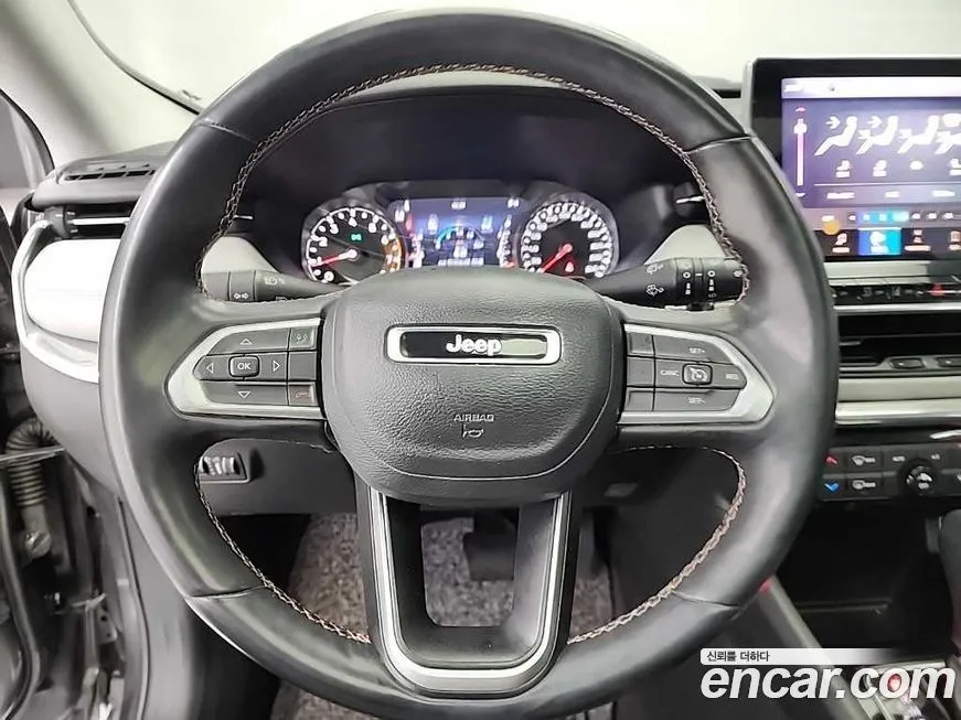 Jeep Compass — фото 9