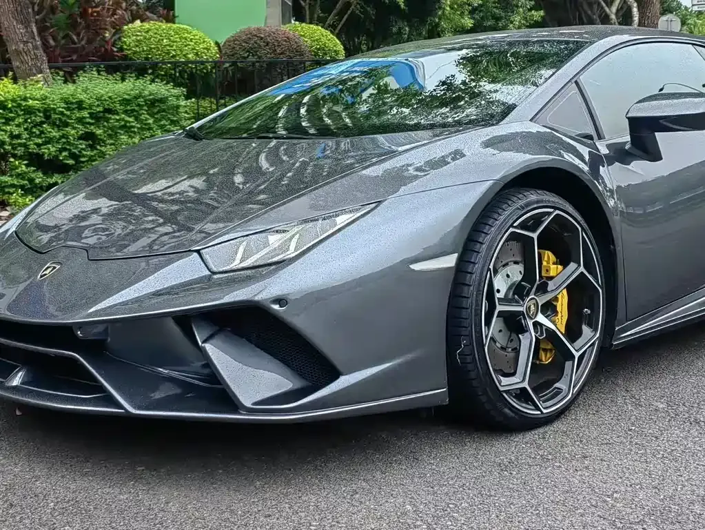 Lamborghini Huracan