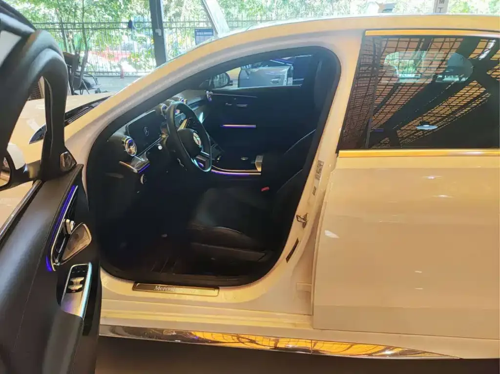 Mercedes-Benz C-Class 2023 из CN, фото 8