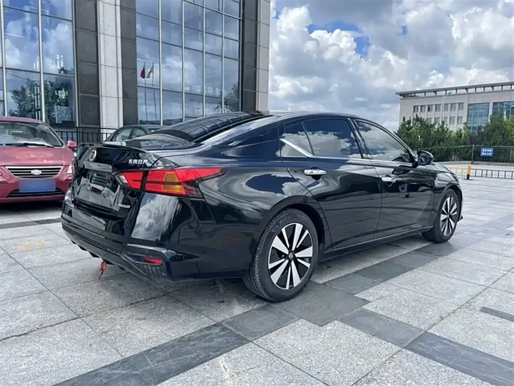 Nissan Teana 2022 из CN, фото 9