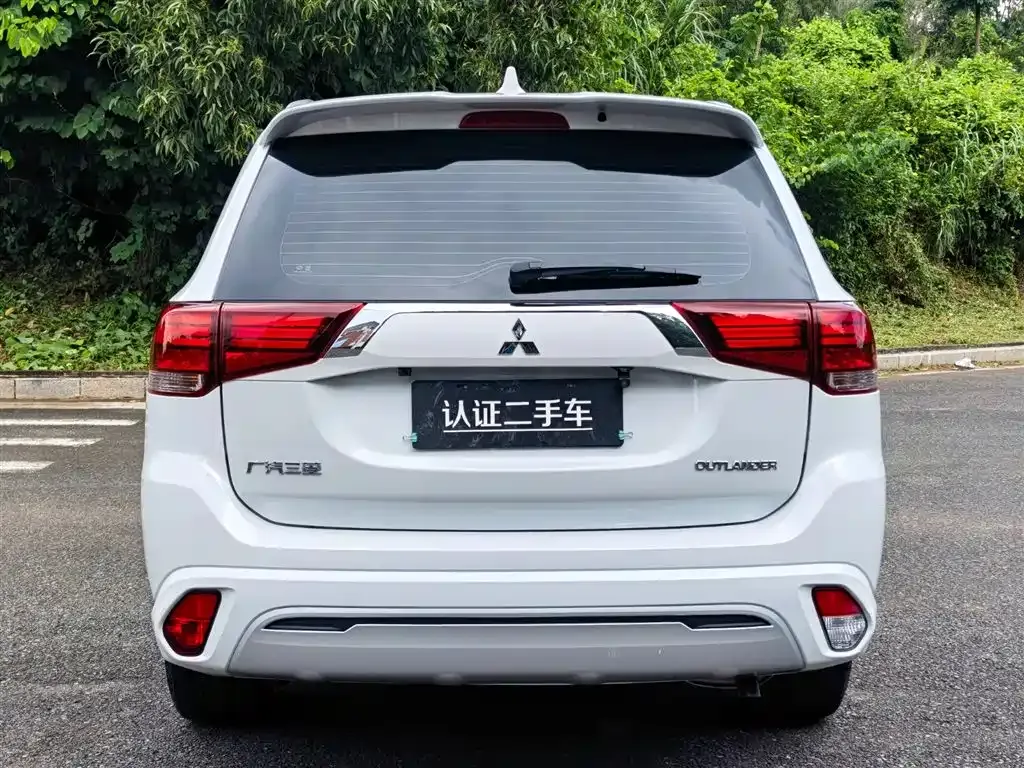 Mitsubishi Outlander 2022 из CN, фото 6