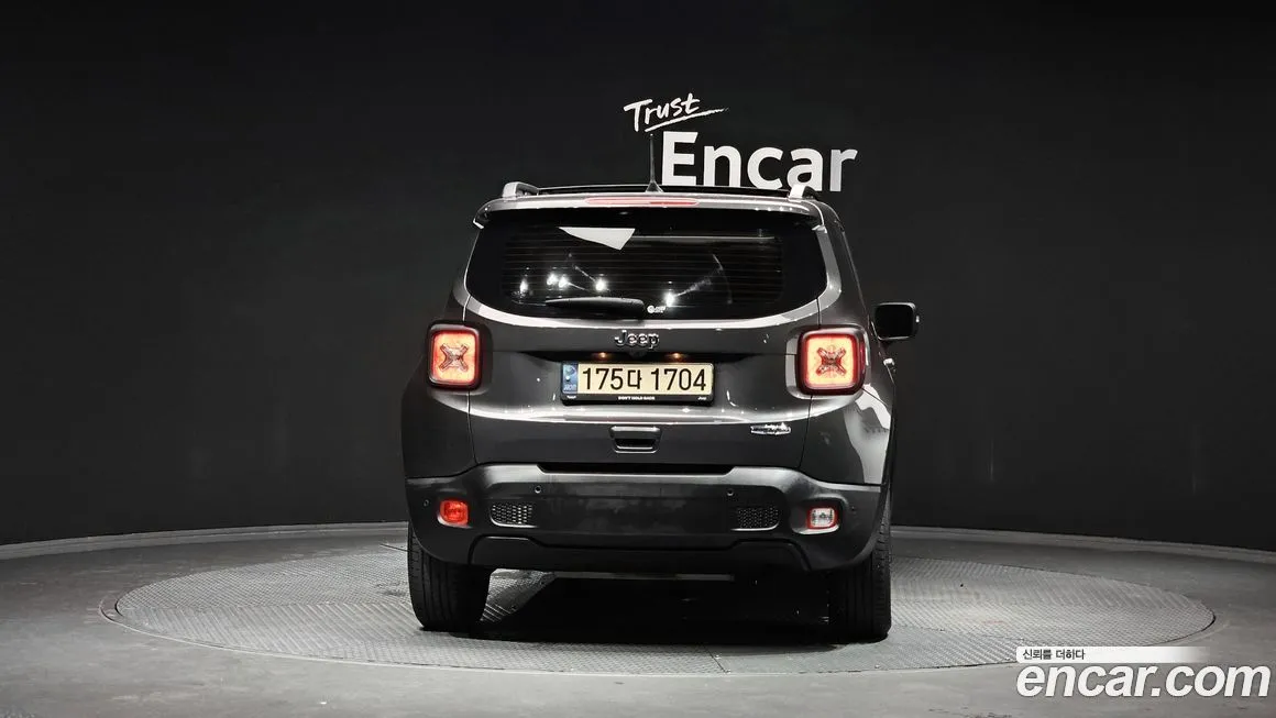 Jeep Renegade 2021 из KR, фото 4
