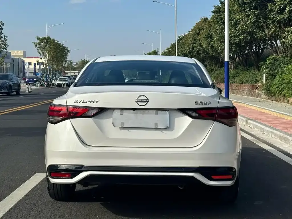 Nissan Sylphy 2024 из CN, фото 8