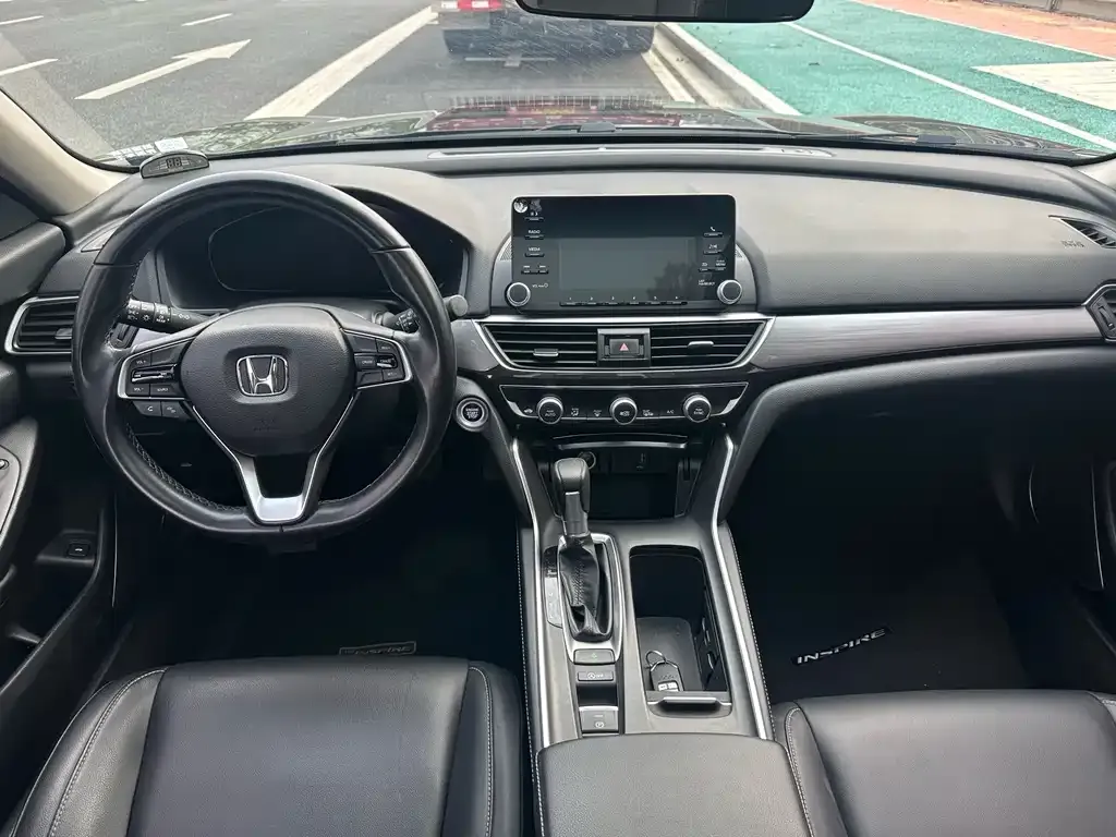 Honda Inspire — фото 6