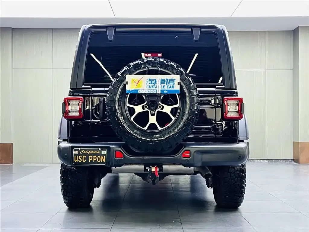 Jeep Wrangler 2023 из CN, фото 5