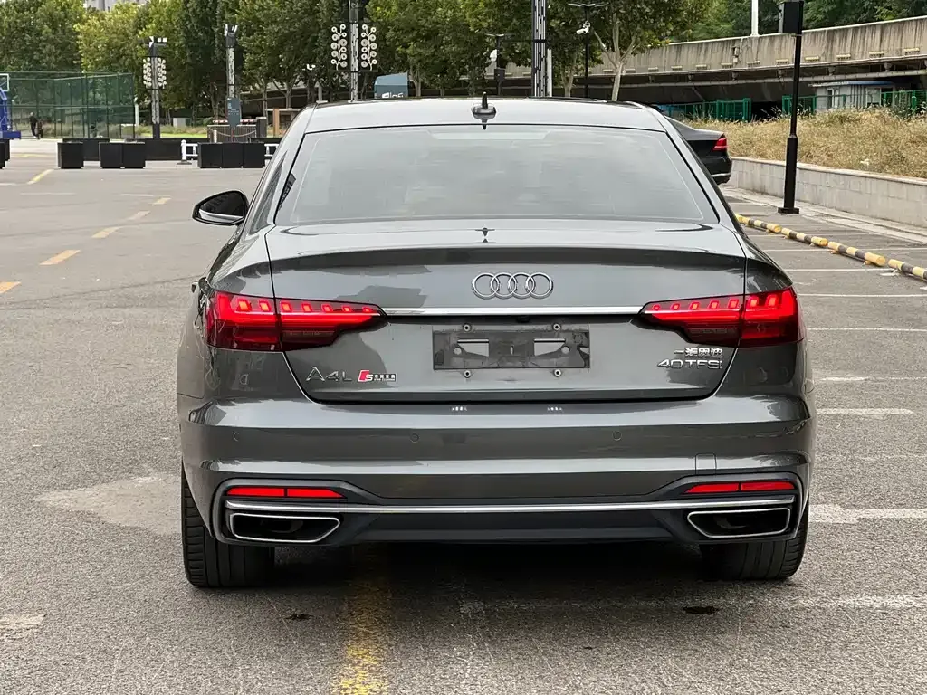 Audi A4L — фото 5