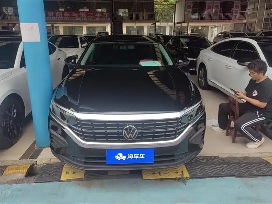 Volkswagen Passat 2022 из CN, фото 2