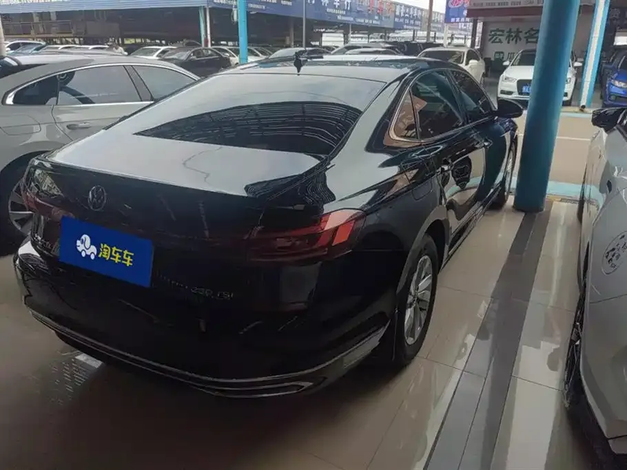 Volkswagen Passat 2022 из CN, фото 3
