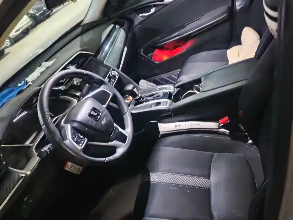 Honda Civic — фото 7