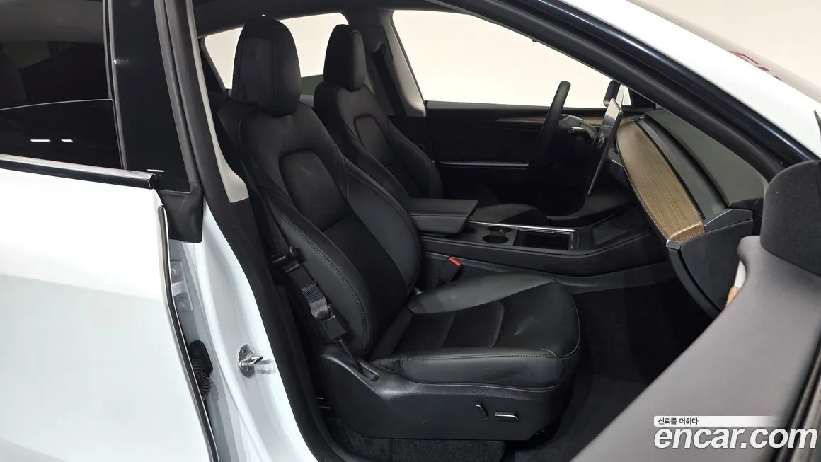 Tesla Model Y 2024 из KR, фото 10