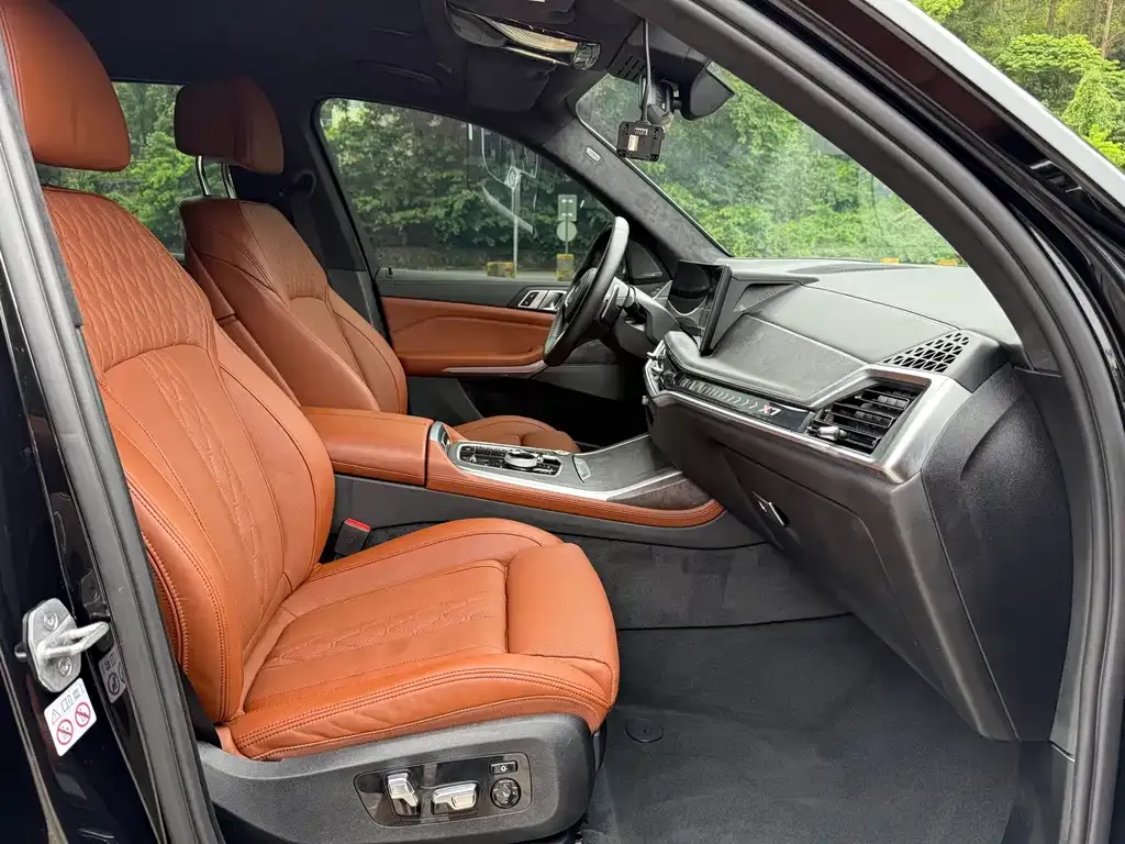 BMW X7 2023 из CN, фото 7