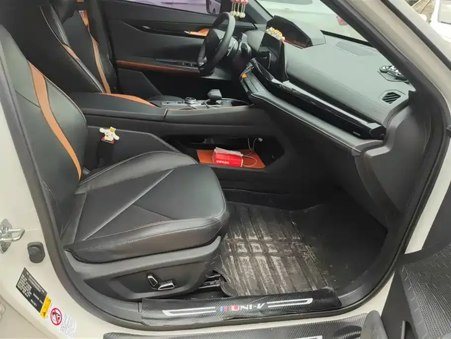 Changan UNI-V 2022 из CN, фото 8