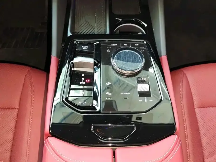 BMW i5 2024 из CN, фото 10